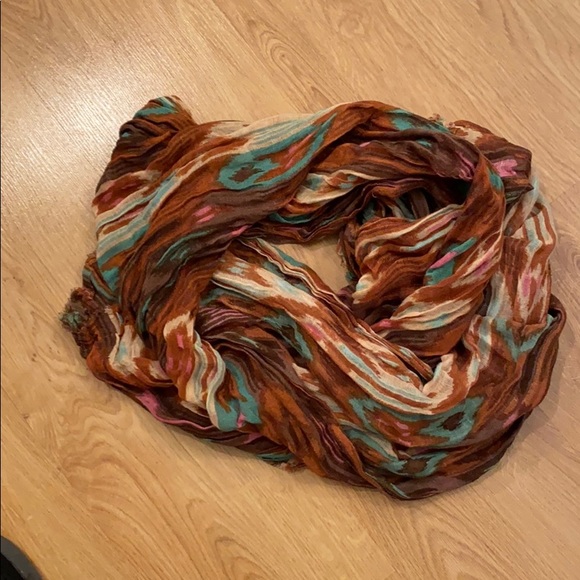 EUC H&M multi colored brown scarf/wrap 72” - Picture 3 of 5